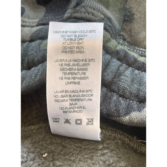 NWT Sundry Women Size S/1 Green Camo Fleece Drawstring Sweat Shorts Neon Stripes - Picture 3 of 5